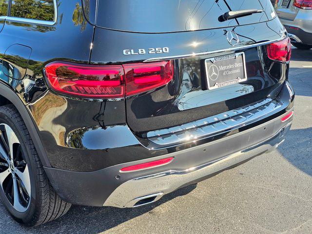 new 2026 Mercedes-Benz GLB 250 car, priced at $52,260