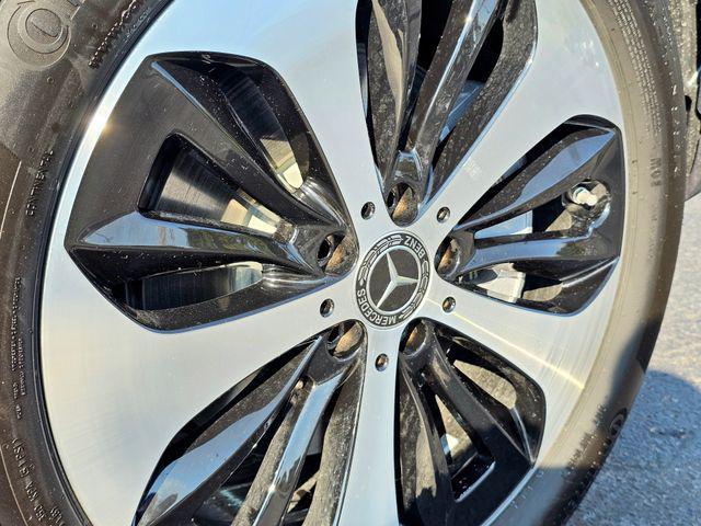 new 2026 Mercedes-Benz GLB 250 car, priced at $52,260