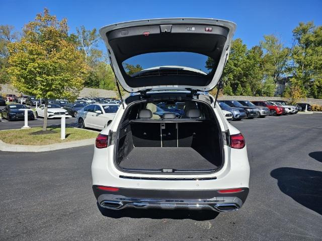 new 2025 Mercedes-Benz GLC 300 car, priced at $56,955