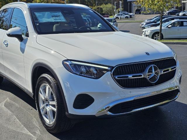 new 2025 Mercedes-Benz GLC 300 car, priced at $56,955