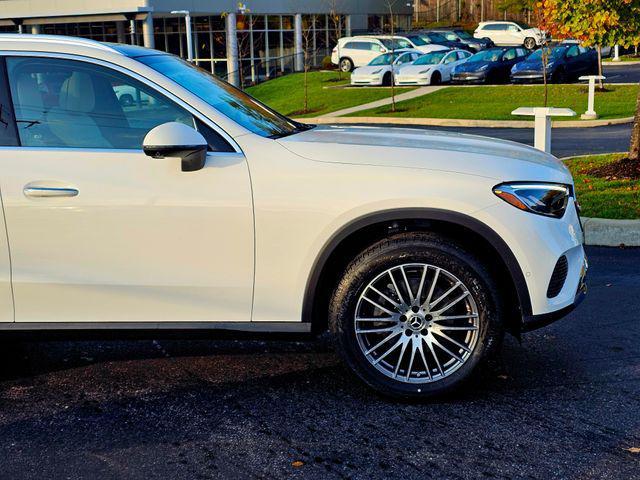 new 2026 Mercedes-Benz GLC 300 car, priced at $59,275