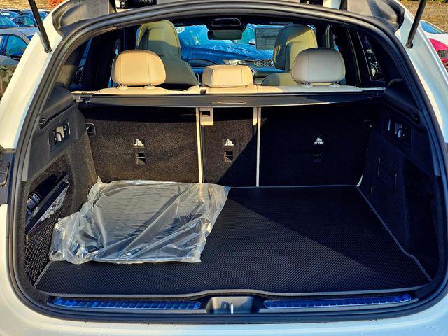 new 2026 Mercedes-Benz GLC 300 car, priced at $59,275