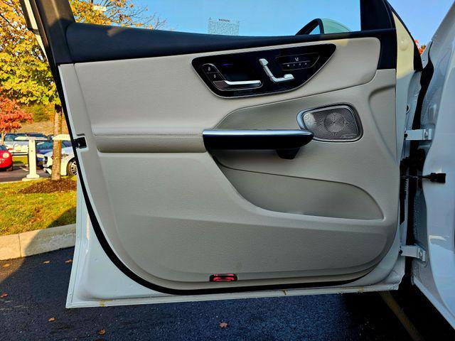 new 2026 Mercedes-Benz GLC 300 car, priced at $59,275