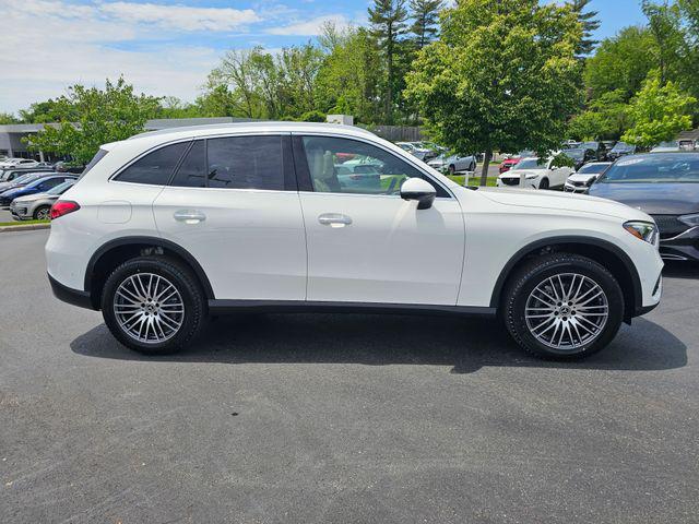 new 2025 Mercedes-Benz GLC 300 car, priced at $59,105