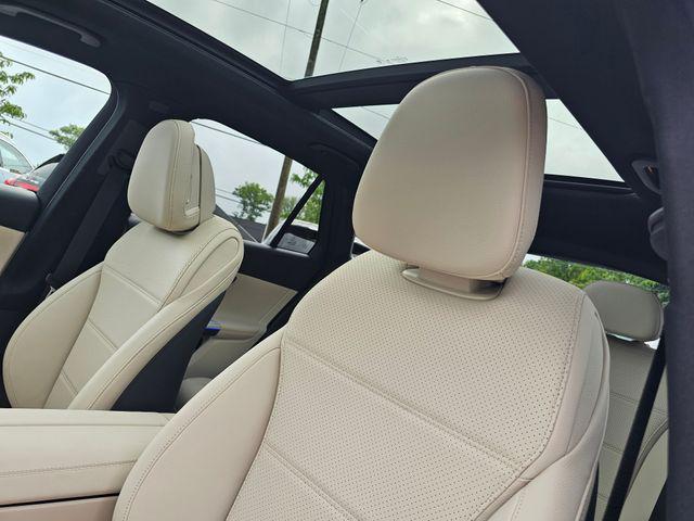 new 2025 Mercedes-Benz GLC 300 car, priced at $57,155