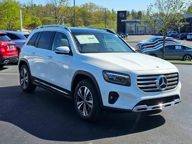 new 2024 Mercedes-Benz GLB 250 car, priced at $53,560