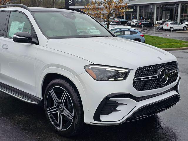 new 2025 Mercedes-Benz GLE 580 car, priced at $106,355
