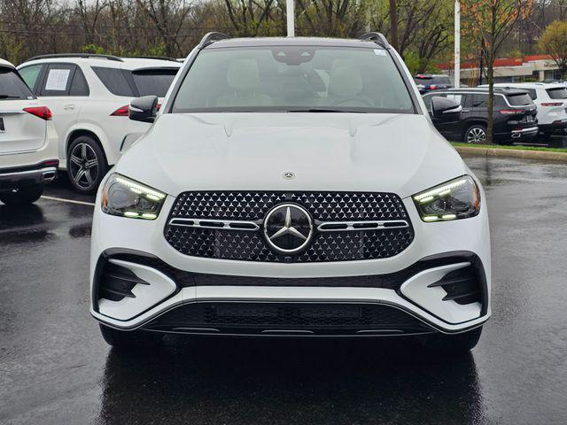 new 2025 Mercedes-Benz GLE 580 car, priced at $106,355