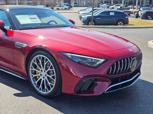 new 2025 Mercedes-Benz AMG SL 55 car, priced at $173,870