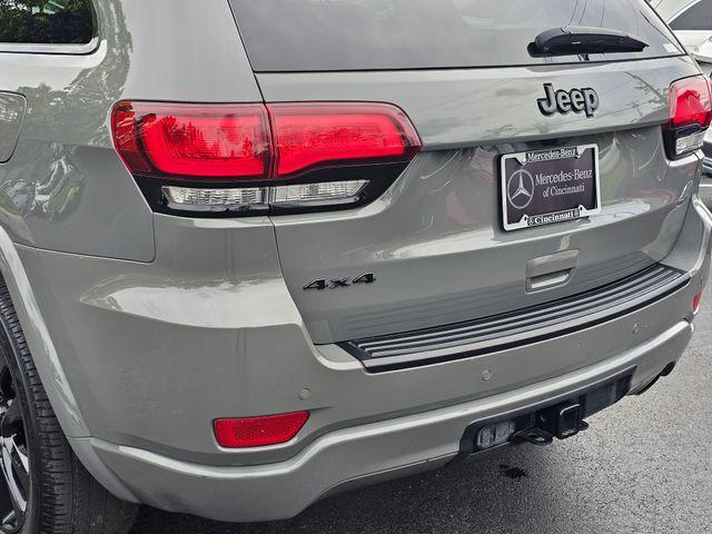 used 2022 Jeep Grand Cherokee car, priced at $29,132