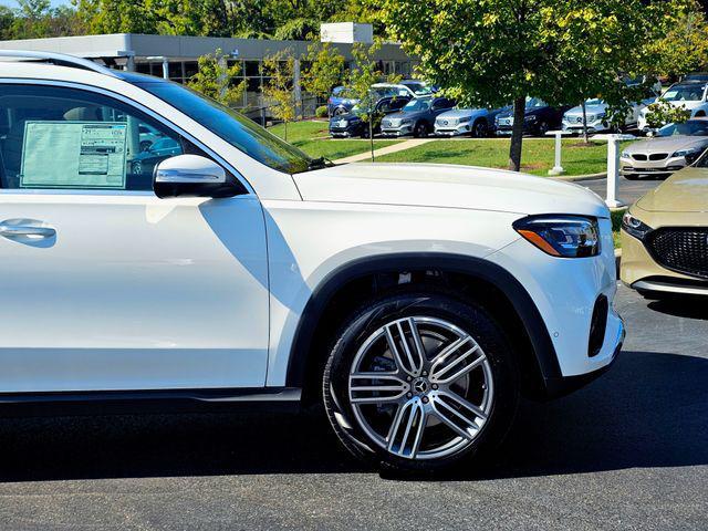 new 2026 Mercedes-Benz GLS 450 car, priced at $92,930
