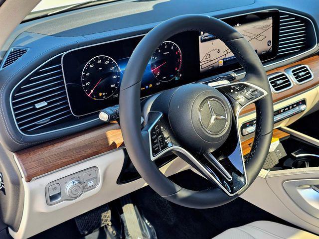 new 2026 Mercedes-Benz GLS 450 car, priced at $92,930
