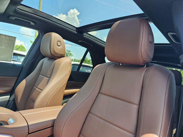 new 2025 Mercedes-Benz GLE 450e car, priced at $85,775