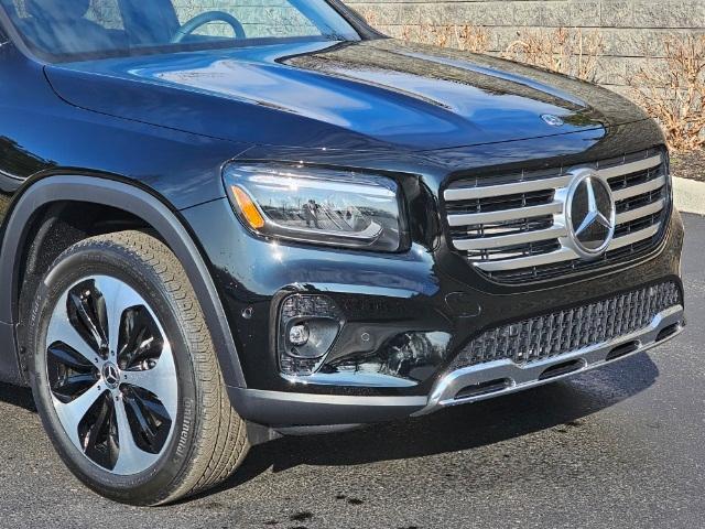 new 2024 Mercedes-Benz GLB 250 car, priced at $51,925