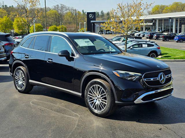 new 2025 Mercedes-Benz GLC 300 car, priced at $59,120