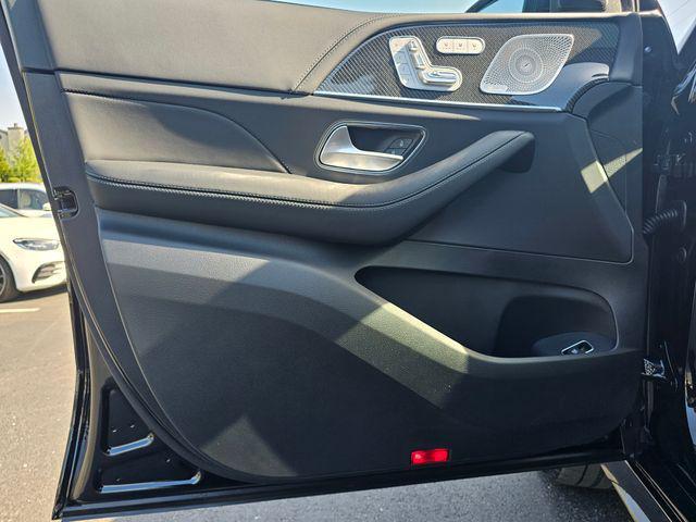 new 2025 Mercedes-Benz AMG GLE 53 car, priced at $109,415