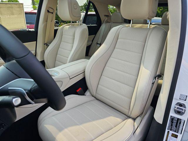new 2025 Mercedes-Benz GLE 350 car, priced at $78,070