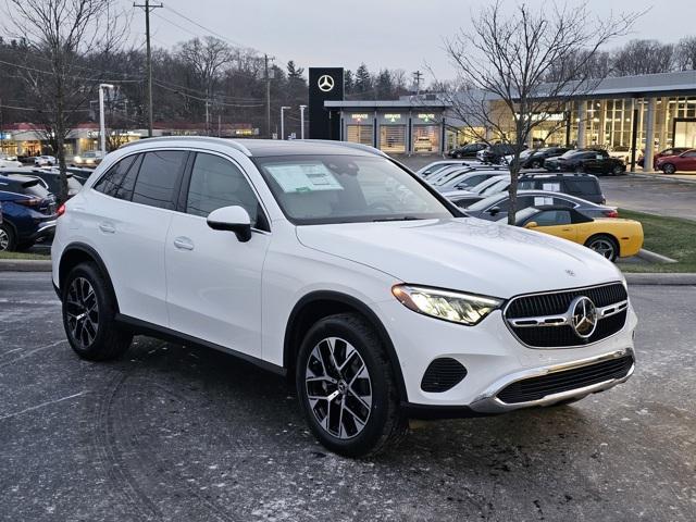 new 2025 Mercedes-Benz GLC 350e car, priced at $68,585