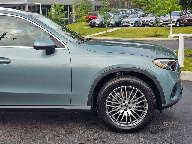 new 2025 Mercedes-Benz GLC 300 car, priced at $58,515
