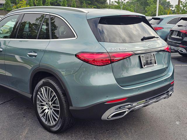 new 2025 Mercedes-Benz GLC 300 car, priced at $58,515