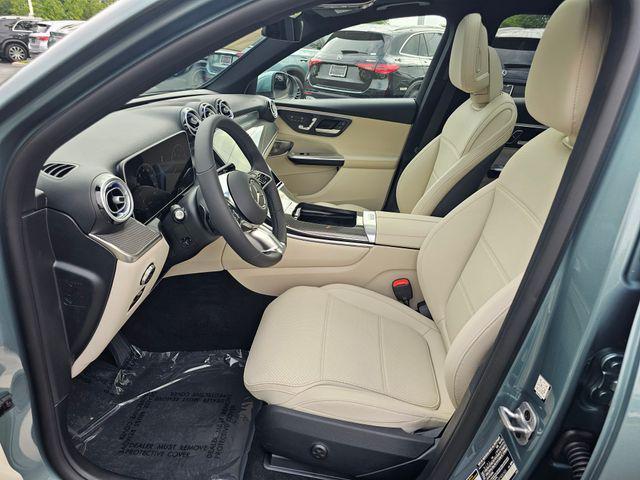 new 2025 Mercedes-Benz GLC 300 car, priced at $58,515