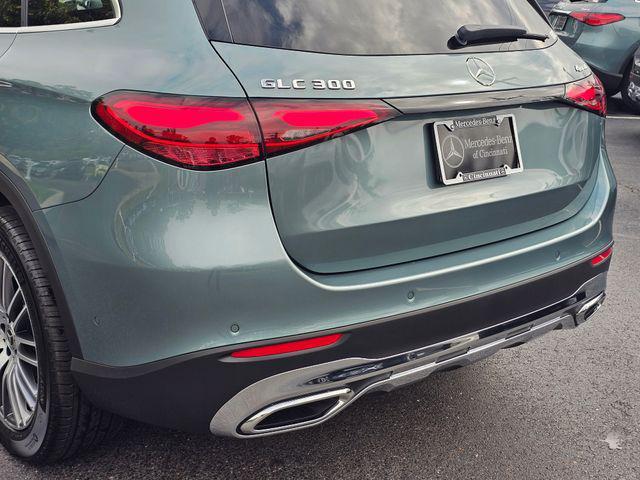 new 2025 Mercedes-Benz GLC 300 car, priced at $58,515