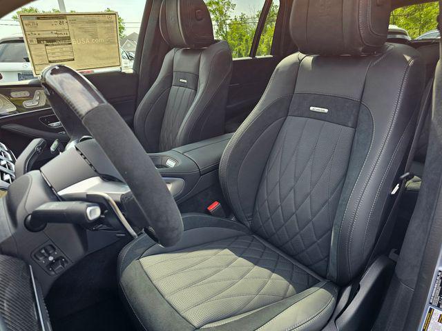 new 2025 Mercedes-Benz AMG GLS 63 car, priced at $170,155