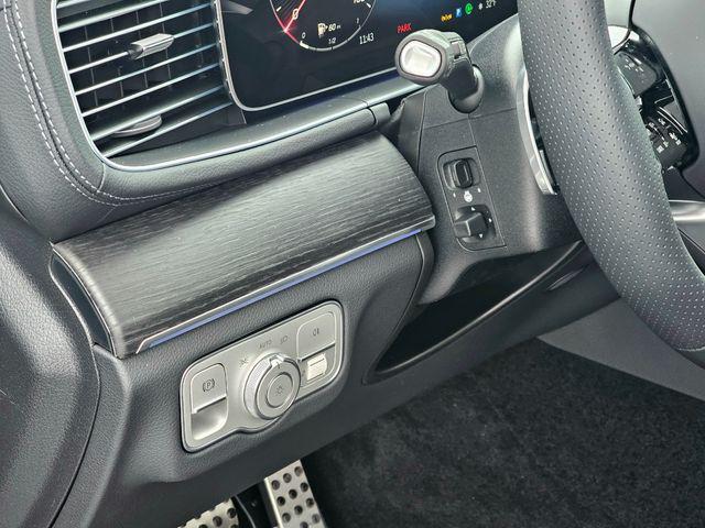 new 2026 Mercedes-Benz GLS 450 car, priced at $98,620