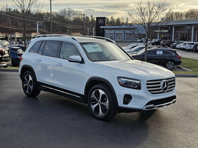 new 2025 Mercedes-Benz GLB 250 car, priced at $54,125