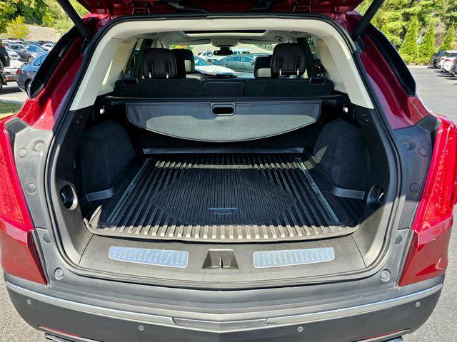 used 2018 Cadillac XT5 car, priced at $10,250
