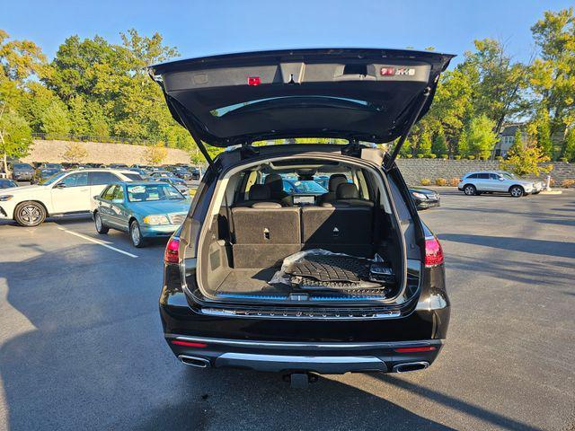 new 2026 Mercedes-Benz GLS 450 car, priced at $95,130