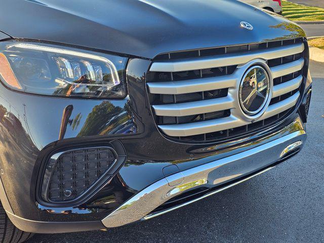 new 2026 Mercedes-Benz GLS 450 car, priced at $95,130