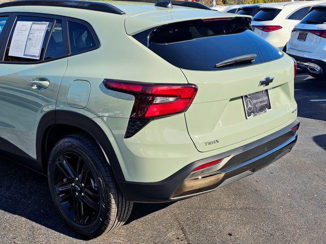 used 2025 Chevrolet Trax car, priced at $23,645