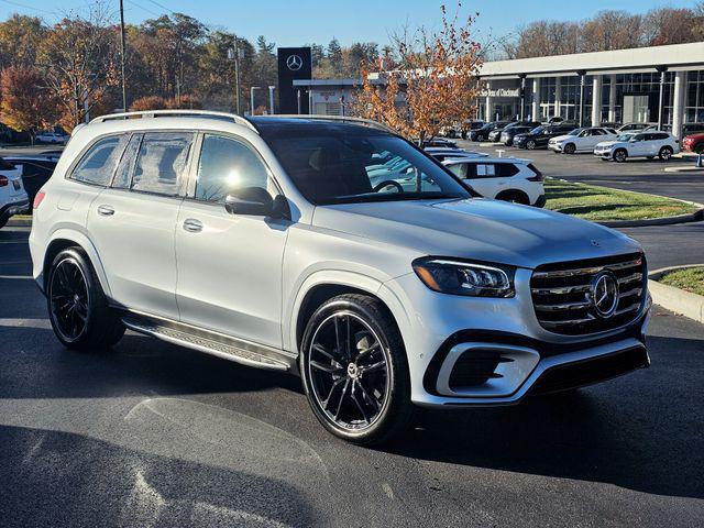 new 2025 Mercedes-Benz GLS 580 car, priced at $124,800
