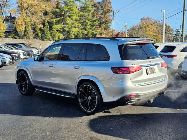 new 2025 Mercedes-Benz GLS 580 car, priced at $124,800