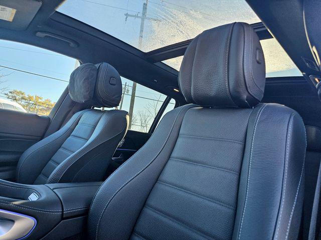 new 2025 Mercedes-Benz GLS 580 car, priced at $124,800