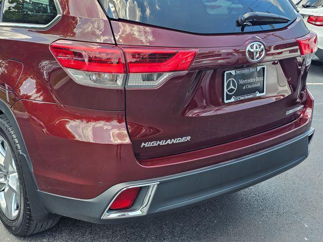 used 2017 Toyota Highlander car, priced at $22,373