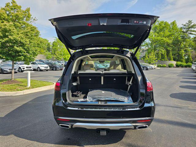 new 2025 Mercedes-Benz GLS 450 car, priced at $96,855