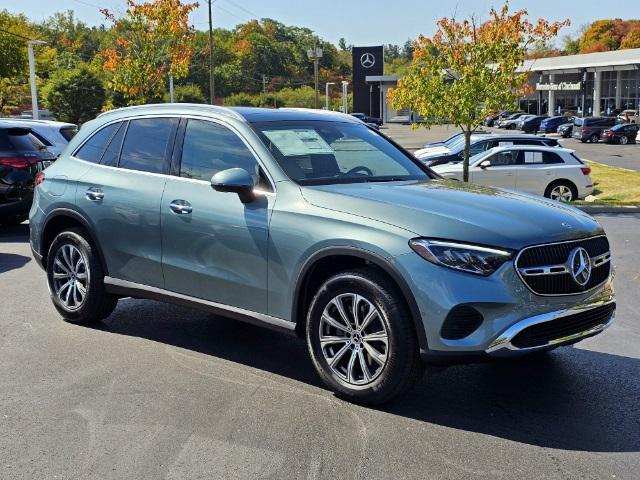 new 2025 Mercedes-Benz GLC 300 car, priced at $55,505