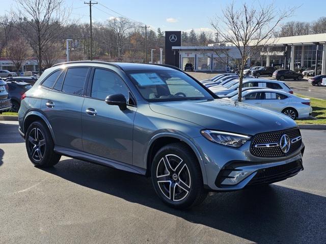 new 2025 Mercedes-Benz GLC 350e car, priced at $70,635