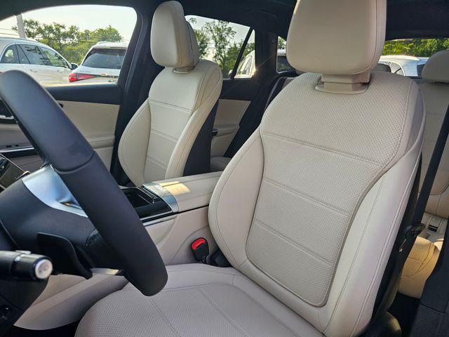 new 2025 Mercedes-Benz GLC 350e car, priced at $65,375