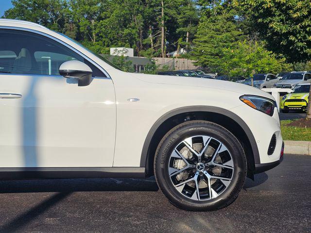 new 2025 Mercedes-Benz GLC 350e car, priced at $65,375