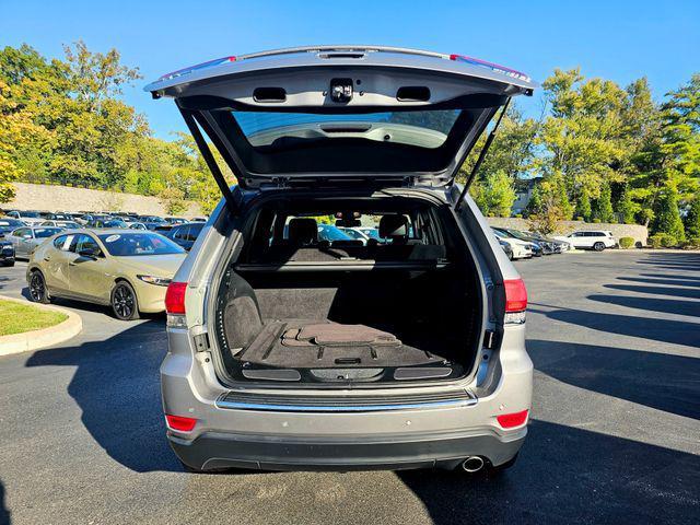 used 2016 Jeep Grand Cherokee car, priced at $11,900