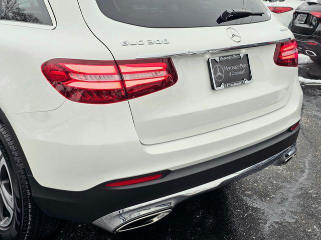 used 2019 Mercedes-Benz GLC 300 car, priced at $22,932