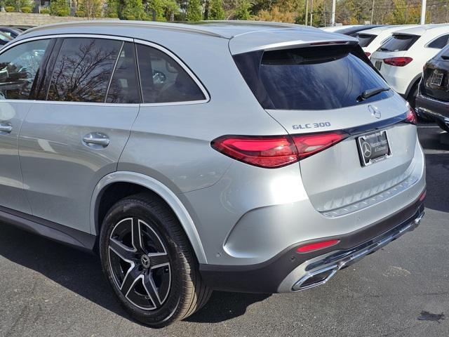 new 2025 Mercedes-Benz GLC 300 car, priced at $61,735