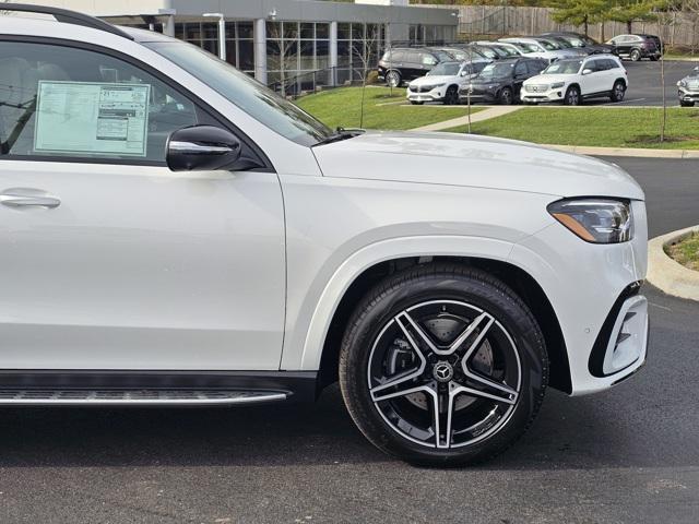 new 2025 Mercedes-Benz GLS 450 car, priced at $105,735