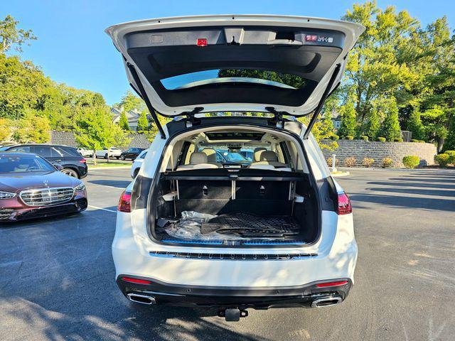 new 2026 Mercedes-Benz GLS 450 car, priced at $101,335