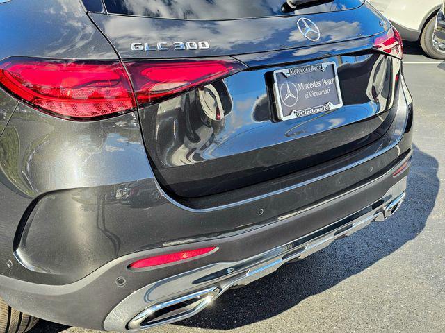 new 2025 Mercedes-Benz GLC 300 car, priced at $60,585