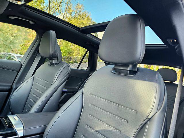 new 2025 Mercedes-Benz GLC 300 car, priced at $60,585