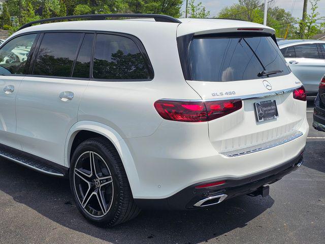 new 2025 Mercedes-Benz GLS 450 car, priced at $102,735